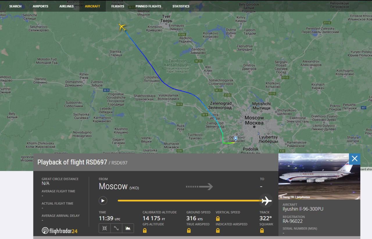 Президентский Ил-96 под номером RA-96022 вылетел из Москвы в направлении Петербурга