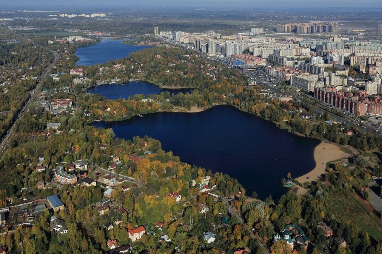 Санкт петербург выборгский. Суздальские озёра Санкт-Петербург. Озерки Суздальские озера. Выборгский район Суздальские озера. Озеро верхнее Суздальское Санкт-Петербург.