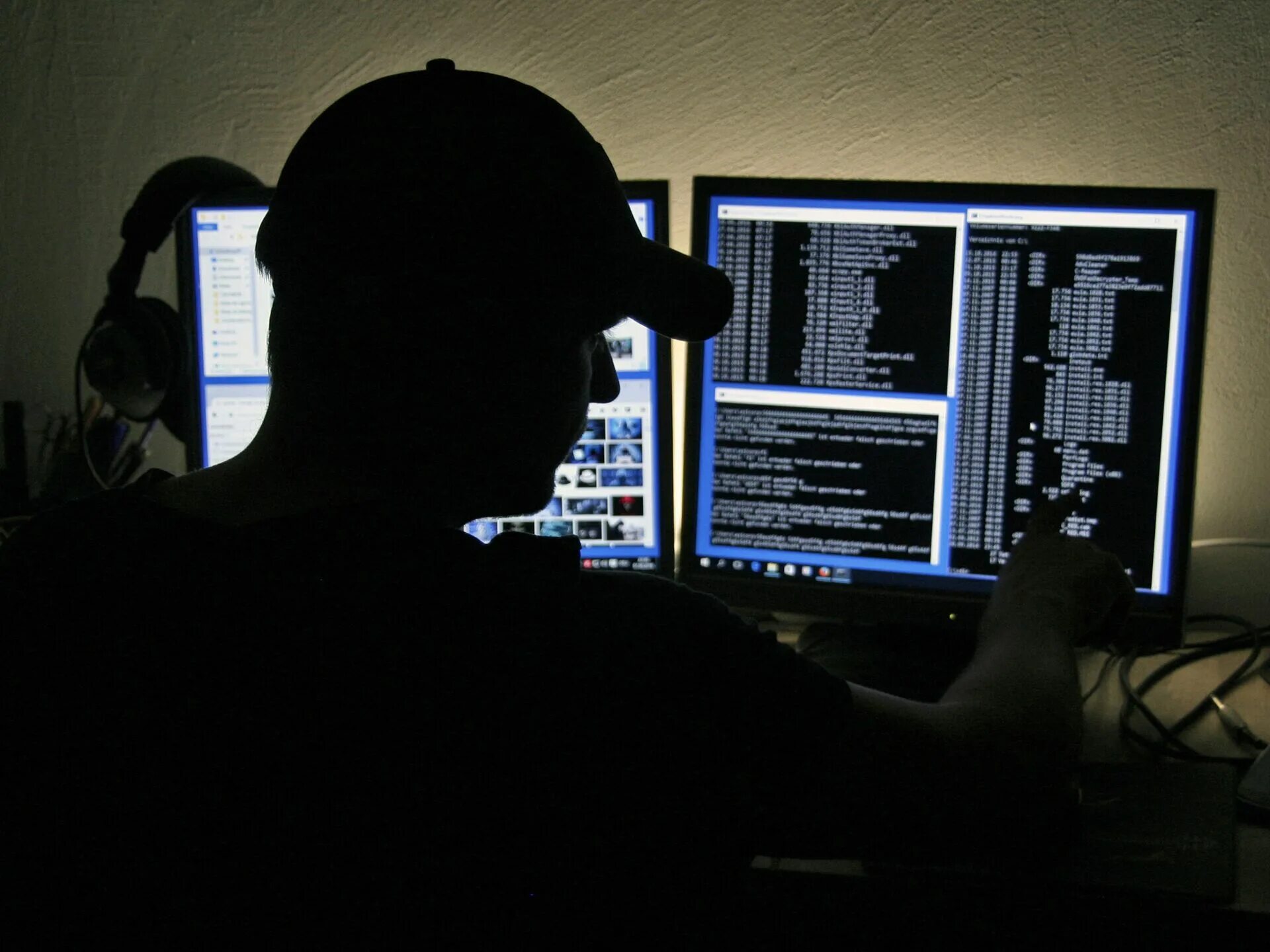 Хакер. Дополнение от гипер хакера. Хакерская атака. Дополнение от гипер хакера. Хакер.