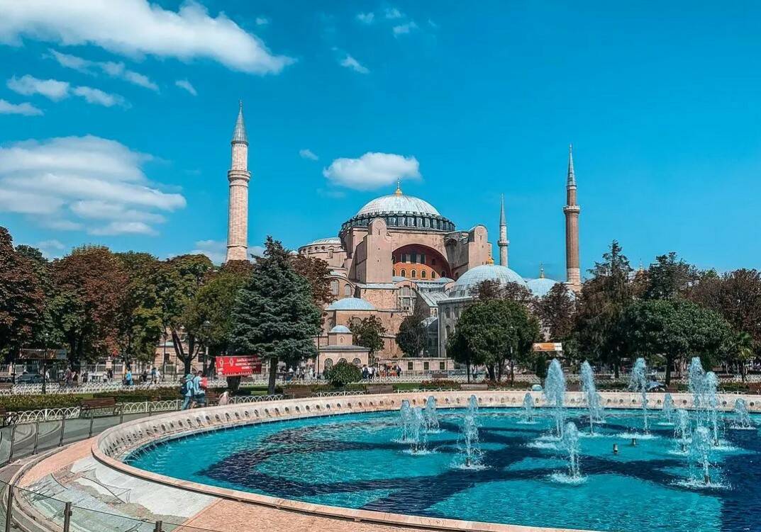 Султанахмет центр стамбула. Туры в Стамбул. Туры в Стамбул на три дня из Москвы.