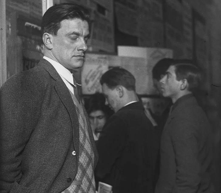 Цитирую классика. Кого можно цитировать. Цитирую классика. Правила цитирования текста. Интерьер проекта харизма.