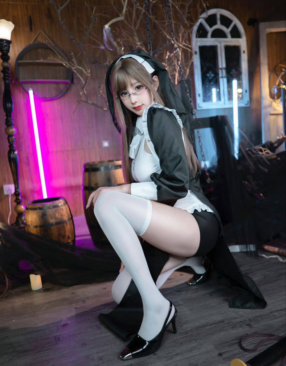 Telegram channel Porno Cosplay — AAAAAFakrOGqnMBLvg_6FA — TGStat