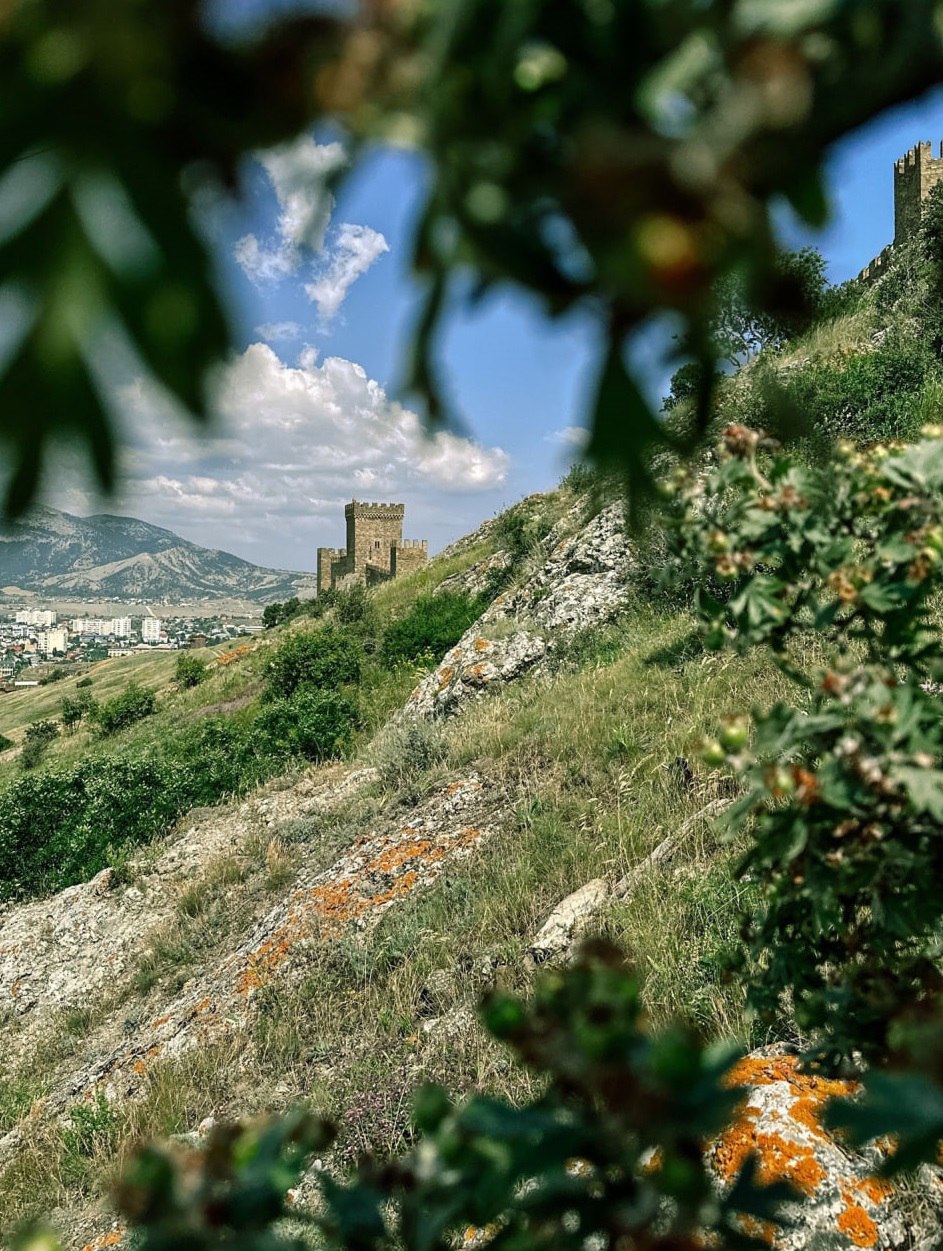 Генуэзская крепость Алушта